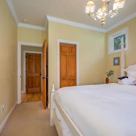 Buttercup Cottage Ешвілл Екстер'єр фото